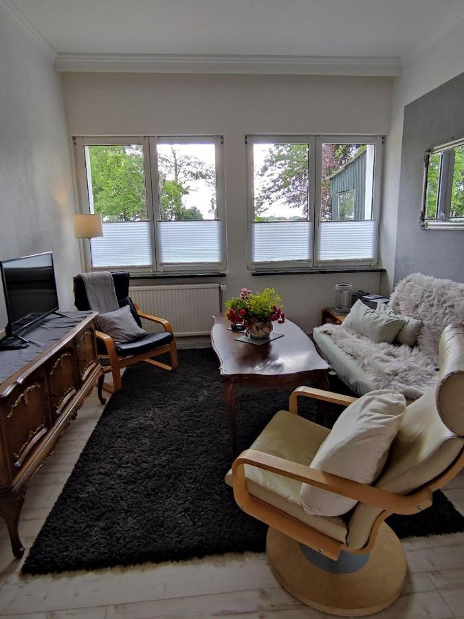 Ferienwohnung-Im-Karolinenkoog-Erholung-Zwischen-Feld-Und-Deich Exteriör bild